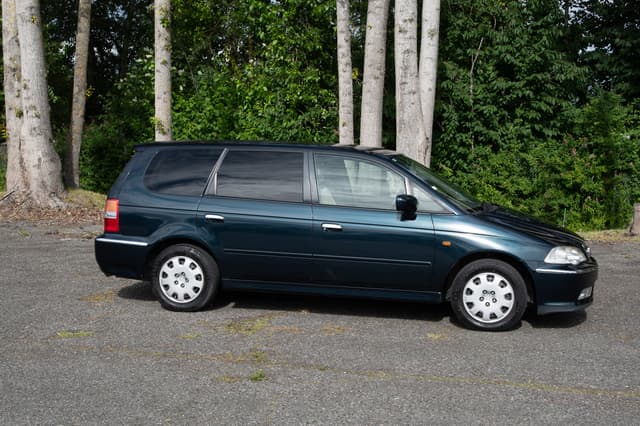 2000 Honda Odyssey JDM car for sale — photo 4 of 15