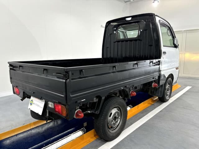 1997 Mitsubishi Minicab JDM car for sale — photo 4 of 23