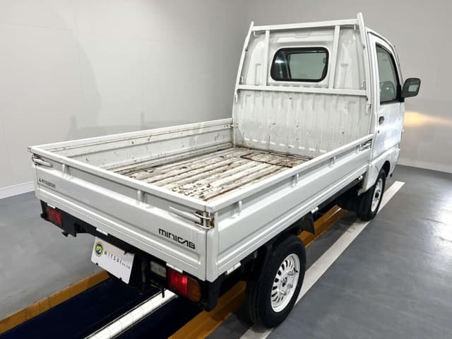 1996 Mitsubishi Minicab JDM car for sale — photo 4 of 23