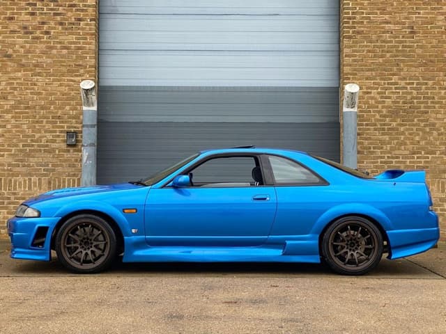 1995 Nissan Skyline JDM car for sale — photo 15 of 25