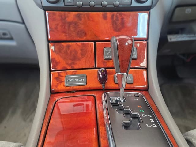 2000 Toyota Celsior JDM car for sale — photo 7 of 25