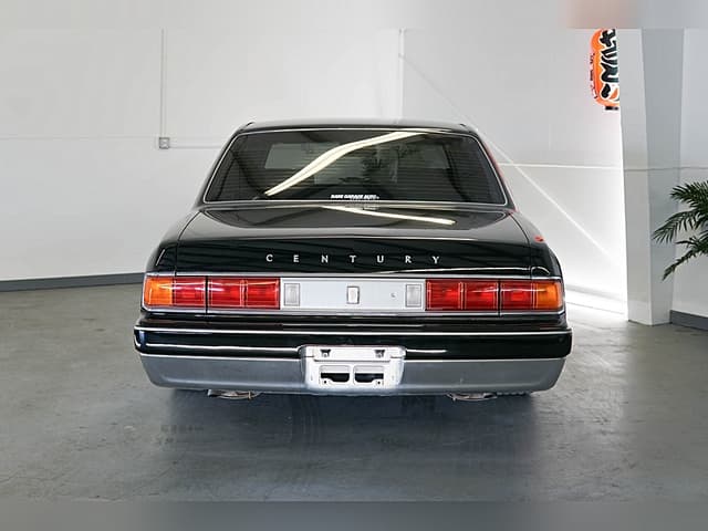 1999 Toyota Century JDM car for sale — photo 8 of 25