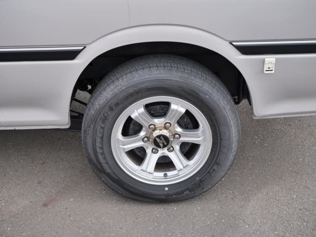 2001 Toyota HiAce JDM car for sale — photo 23 of 25