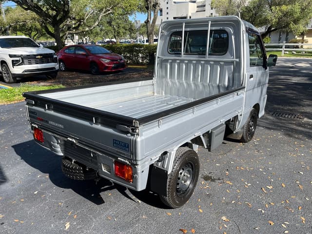 1999 Daihatsu Hijet JDM car for sale — photo 8 of 16