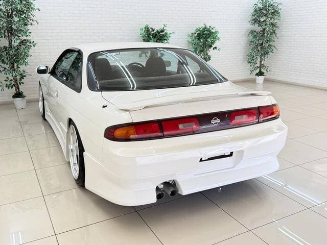 1993 Nissan Silvia JDM car for sale — photo 4 of 18