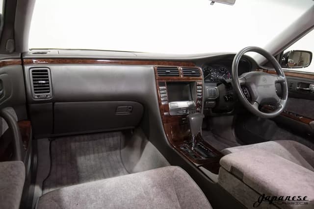 1999 Nissan Cima JDM car for sale — photo 9 of 25