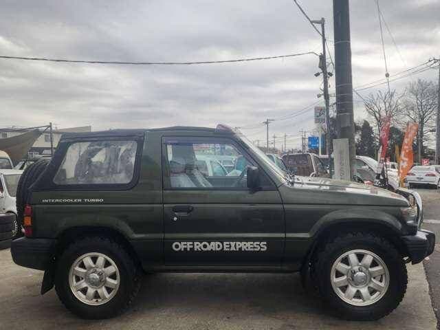 1996 Mitsubishi Pajero JDM car for sale — photo 4 of 20