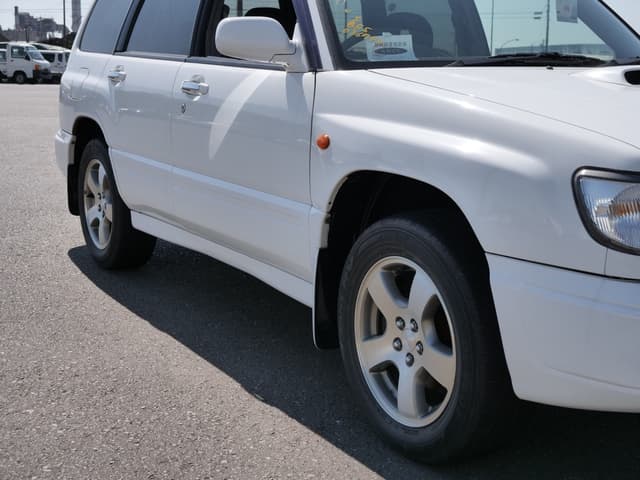 1998 Subaru Forester JDM car for sale — photo 10 of 25