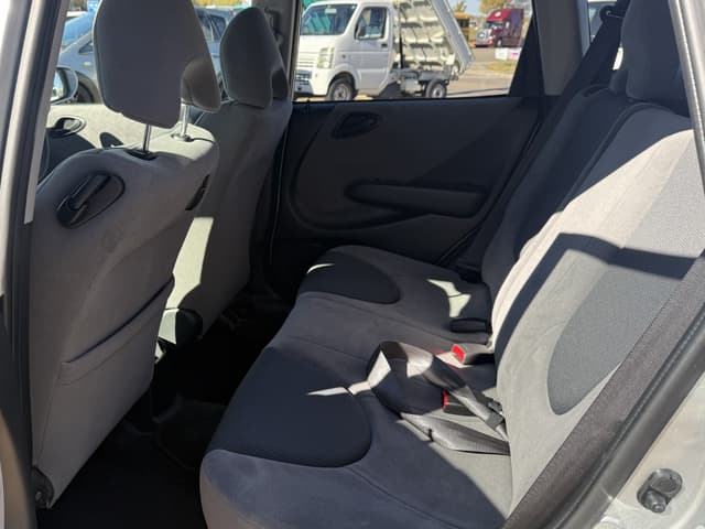 2005 Honda Fit JDM car for sale — photo 8 of 11