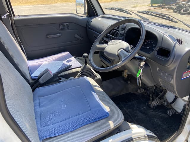 1994 Daihatsu Hijet JDM car for sale — photo 18 of 24