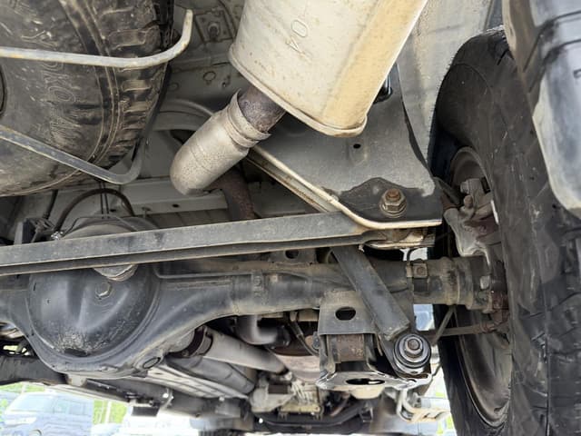 2005 Mitsubishi Delica JDM car for sale — photo 16 of 19