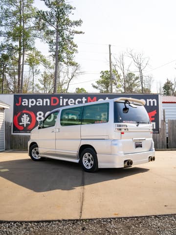 1998 Nissan Elgrand JDM car for sale — photo 2 of 25