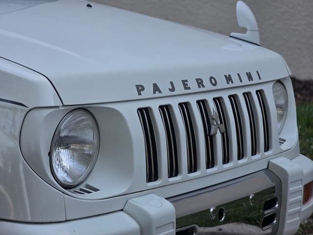 1998 Mitsubishi Pajero Mini JDM car for sale — photo 7 of 25