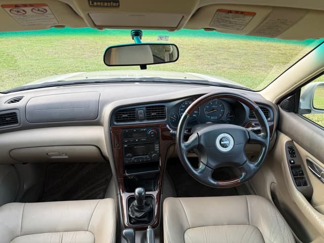 2000 Subaru Legacy JDM car for sale — photo 10 of 25