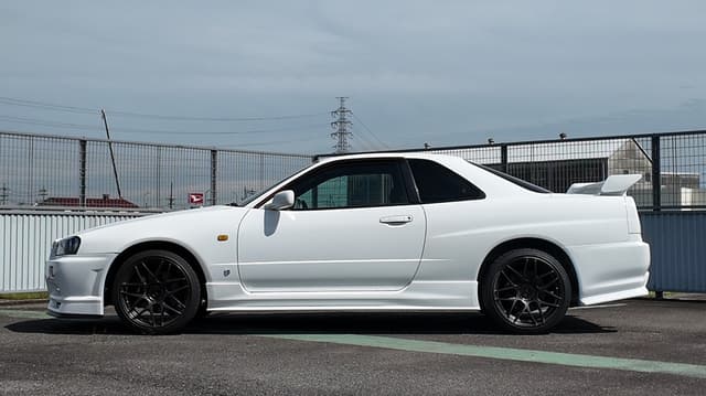 1999 Nissan Skyline JDM car for sale — photo 4 of 25