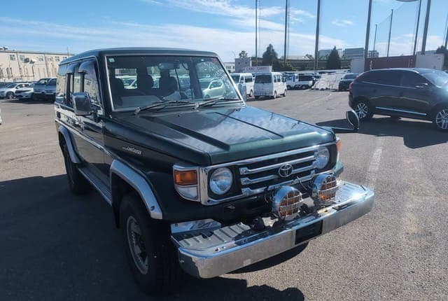 2001 Toyota Land Cruiser JDM car for sale — photo 7 of 25