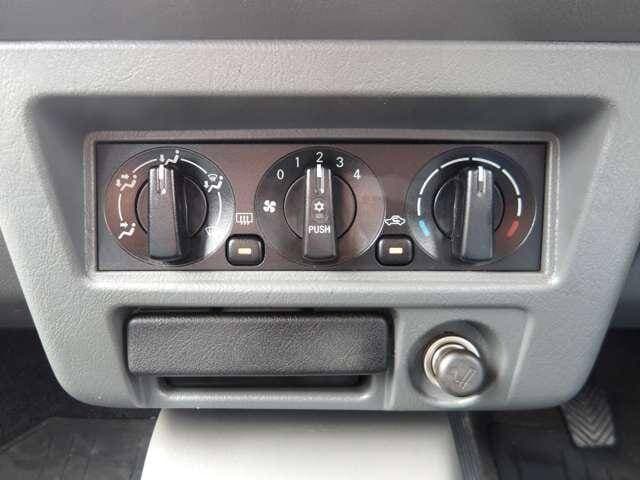 2001 Mitsubishi Pajero Mini JDM car for sale — photo 19 of 20