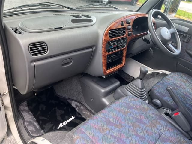 1998 Daihatsu Atrai JDM car for sale — photo 11 of 17