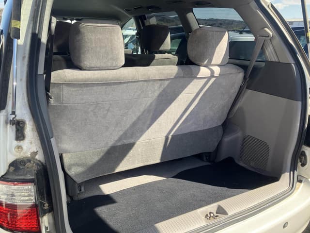 2001 Toyota Estima JDM car for sale — photo 10 of 11