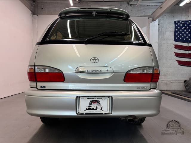 1999 Toyota Estima JDM car for sale — photo 19 of 25