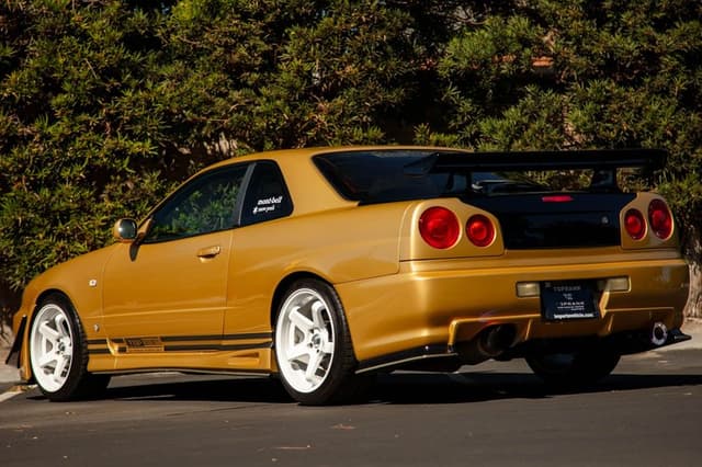 1998 Nissan Skyline JDM car for sale — photo 6 of 25
