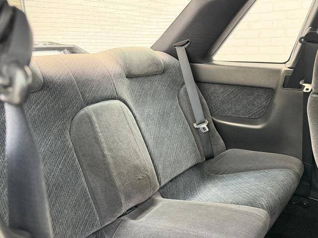 1991 Nissan Skyline JDM car for sale — photo 11 of 17