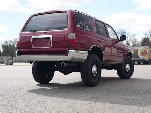 1998 Toyota Hilux Surf JDM car for sale — photo 7 of 14