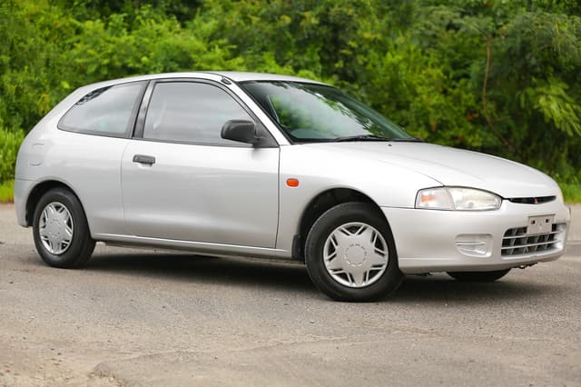 1996 Mitsubishi Mirage JDM car for sale — photo 18 of 25