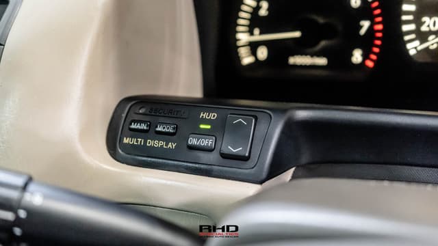 2000 Toyota Crown JDM car for sale — photo 17 of 25