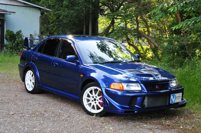 2000 Mitsubishi Lancer Evolution JDM car for sale — photo 6 of 23