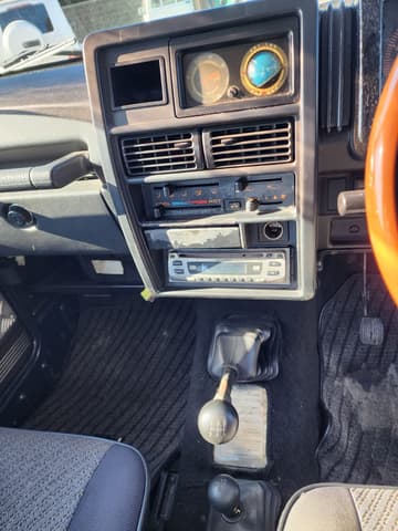 1992 Suzuki Jimny JDM car for sale — photo 11 of 12