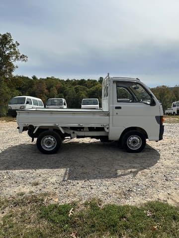1994 Daihatsu Hijet JDM car for sale — photo 6 of 25