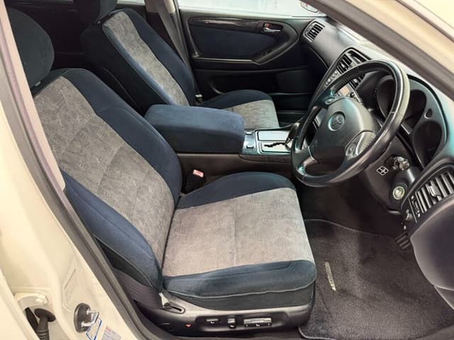 1999 Toyota Aristo JDM car for sale — photo 13 of 25