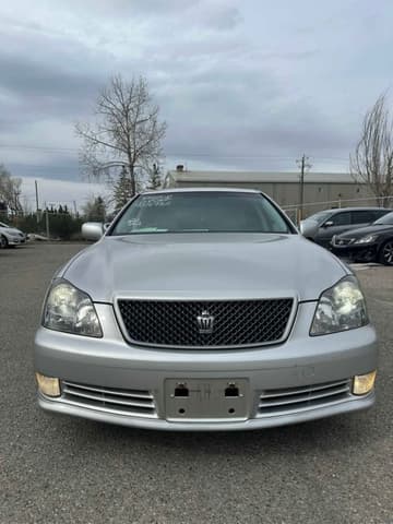 2005 Toyota Crown JDM car for sale — photo 3 of 10