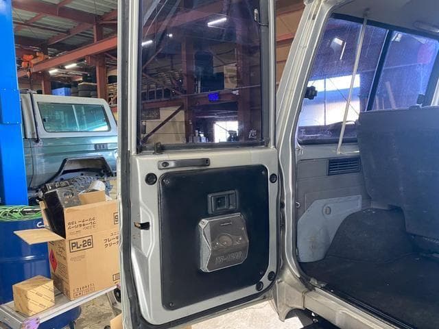1986 Toyota Land Cruiser JDM car for sale — photo 16 of 25