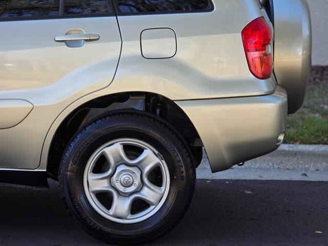 2000 Toyota RAV4 JDM car for sale — photo 11 of 25