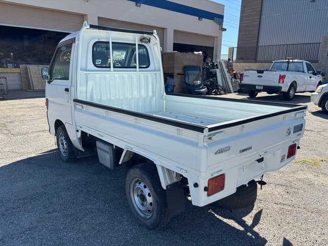 1998 Daihatsu Hijet JDM car for sale — photo 6 of 25