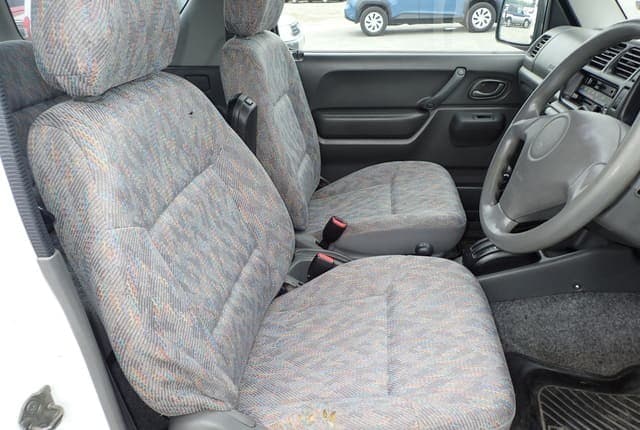 1999 Suzuki Jimny JDM car for sale — photo 25 of 25