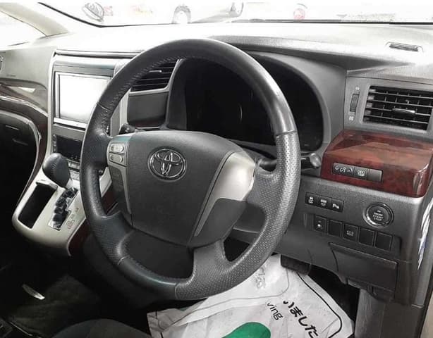 2012 Toyota Alphard JDM car for sale — photo 10 of 25