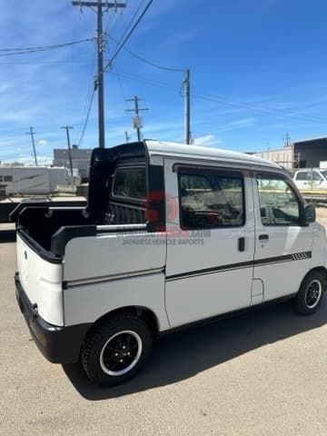 2004 Daihatsu Hijet JDM car for sale — photo 5 of 13