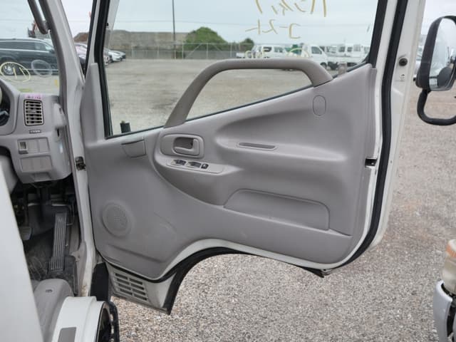 2001 Toyota Dyna JDM car for sale — photo 21 of 25
