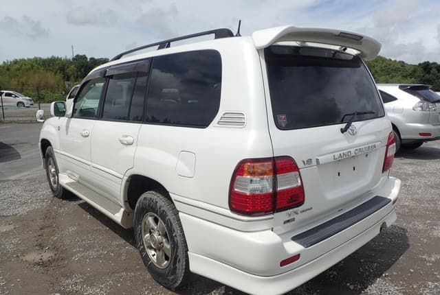2005 Toyota Land Cruiser JDM car for sale — photo 3 of 25