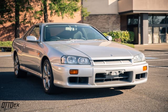 1998 Nissan Skyline JDM car for sale — photo 10 of 25