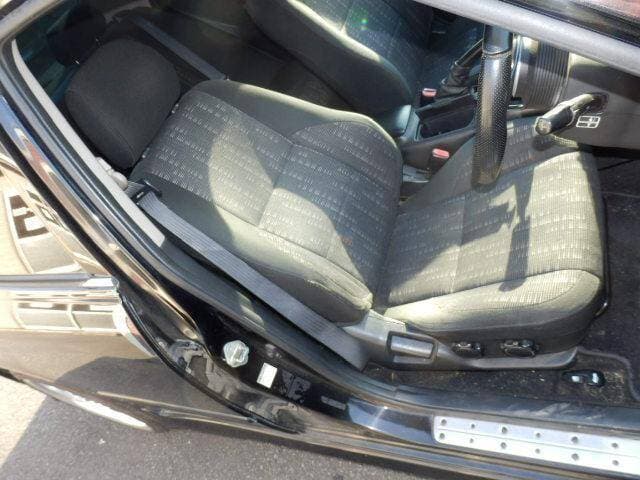 1999 Toyota Altezza JDM car for sale — photo 12 of 20