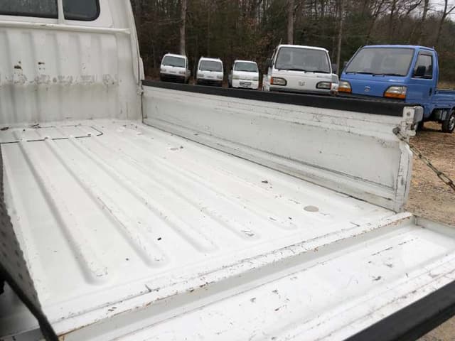 1998 Daihatsu Hijet JDM car for sale — photo 10 of 25