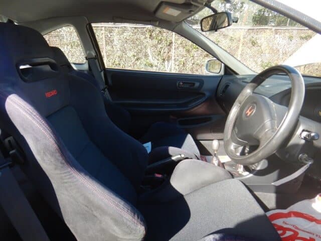1999 Honda Integra JDM car for sale — photo 11 of 13