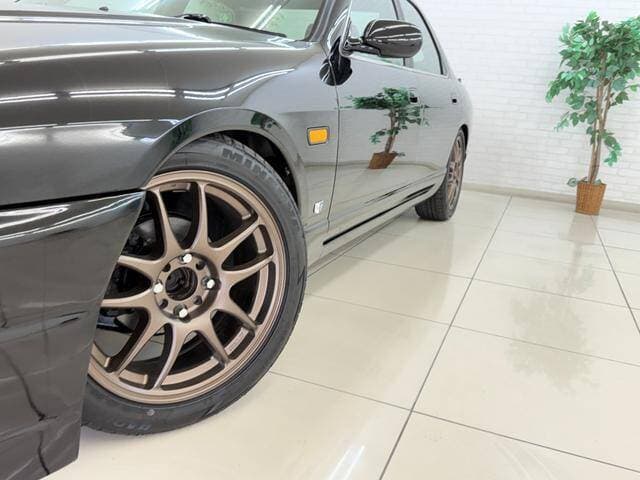 1998 Nissan Skyline JDM car for sale — photo 5 of 17