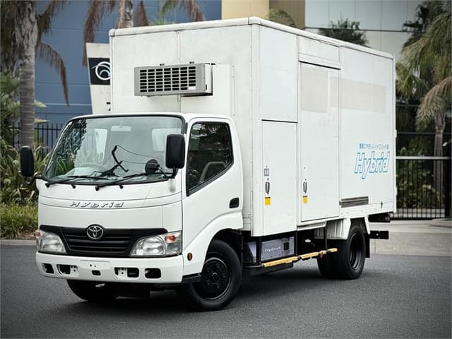 2008 Toyota Dyna JDM car for sale — photo 3 of 24