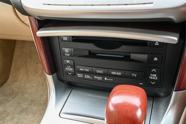 2009 Toyota Crown JDM car for sale — photo 24 of 25